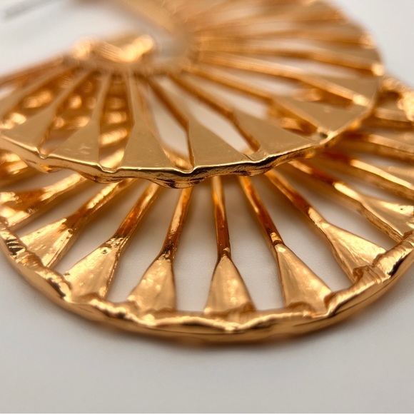 Free People ☀️Sunburst☀️ Hoop Earrings - Picture 5 of 7